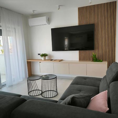 Luxury Apartments Marina View فوديس المظهر الخارجي الصورة