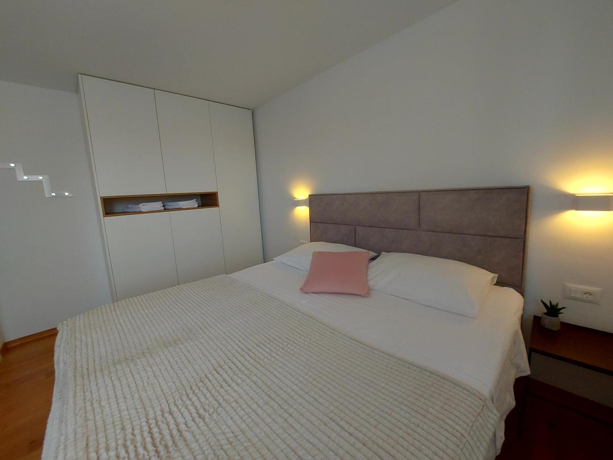 Luxury Apartments Marina View فوديس المظهر الخارجي الصورة