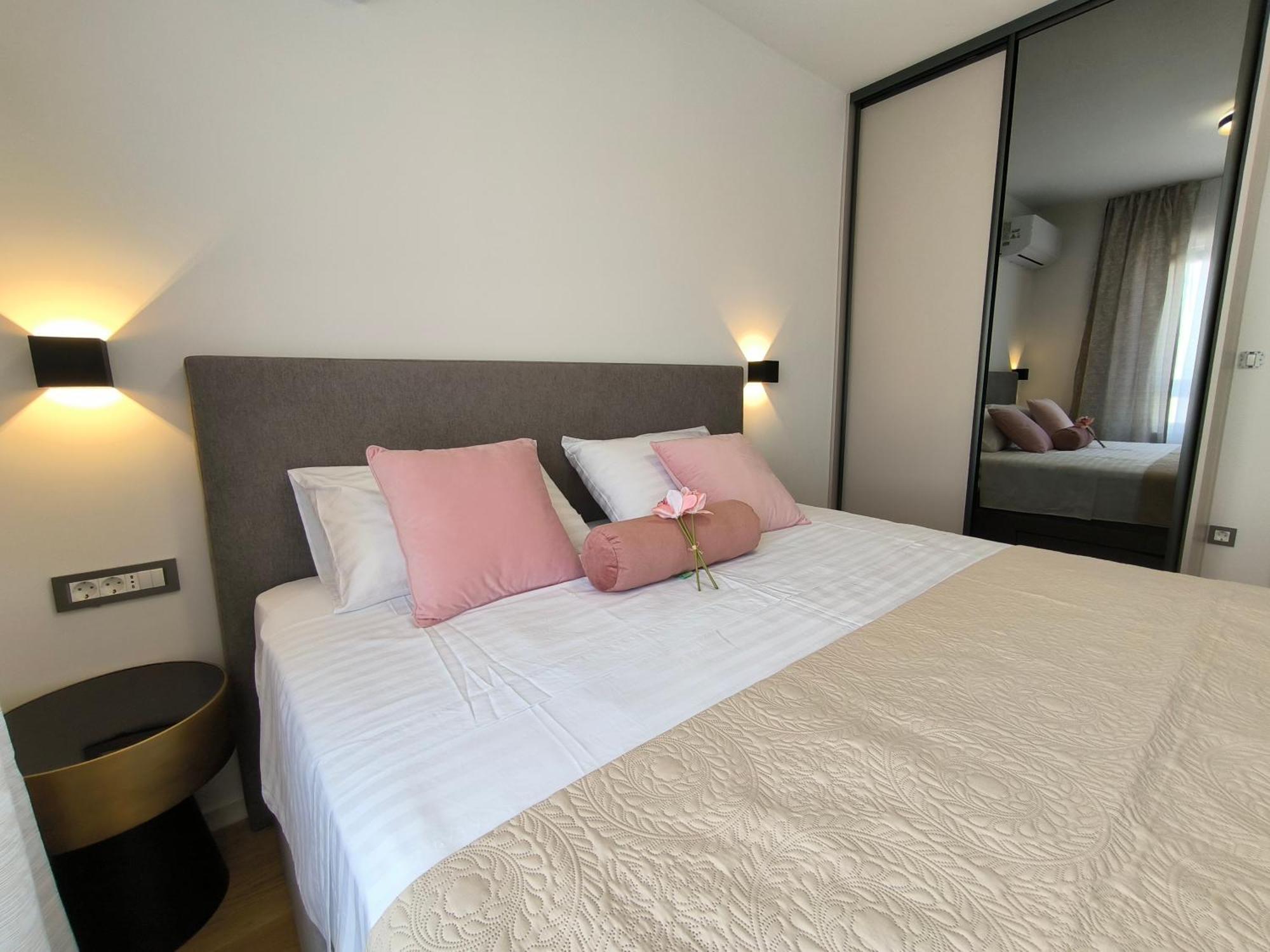 Luxury Apartments Marina View فوديس المظهر الخارجي الصورة