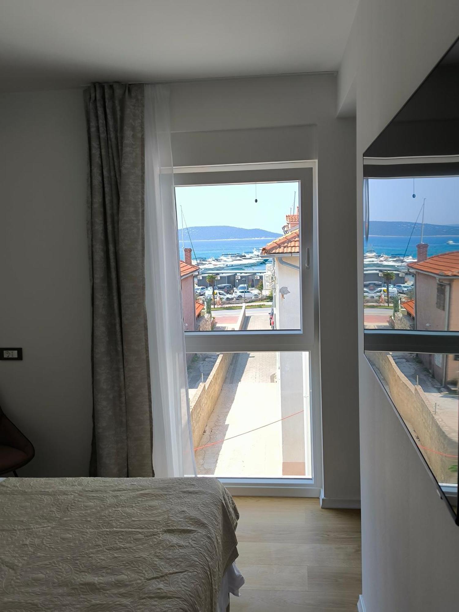 Luxury Apartments Marina View فوديس المظهر الخارجي الصورة