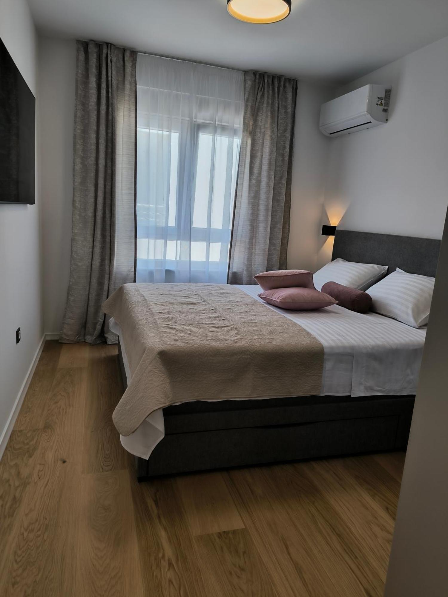 Luxury Apartments Marina View فوديس المظهر الخارجي الصورة