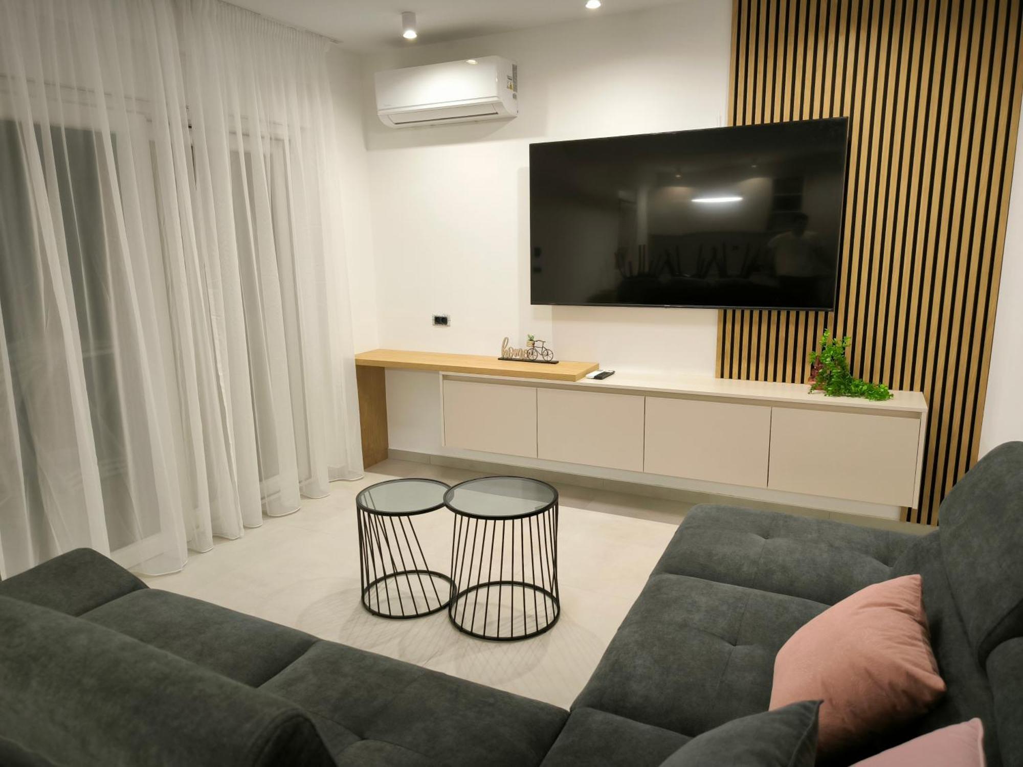 Luxury Apartments Marina View فوديس المظهر الخارجي الصورة
